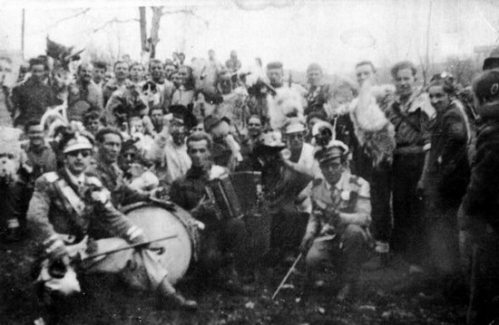 Zvončari nekada — fotografija 1