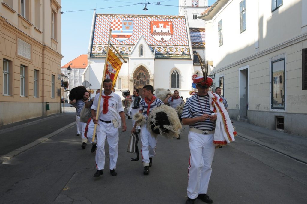 Međunarodna smotra folklora u Zagrebu — fotografija 1